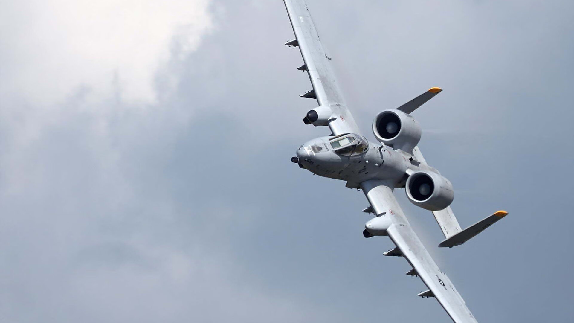 国足前场推进路线趋势对比,国足前四场比赛