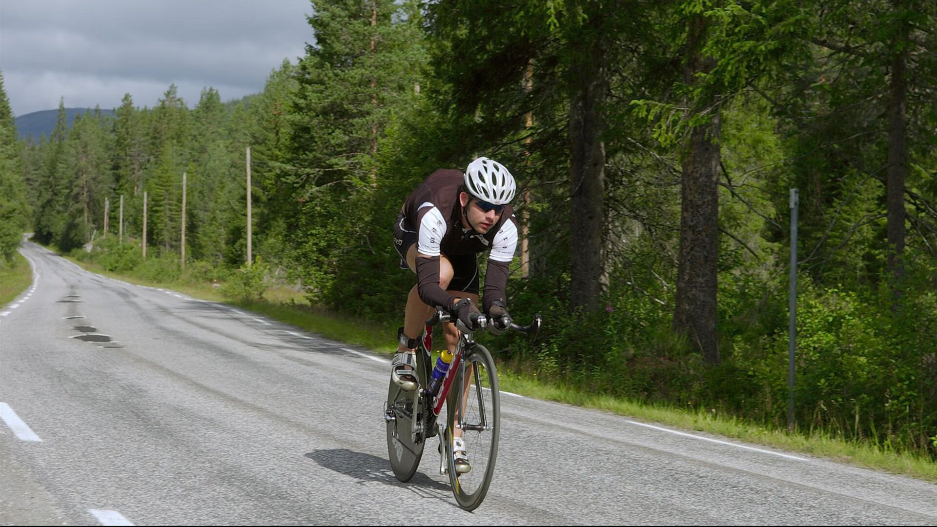 弗朗索瓦·霍尔茨豪伊泽：不畏挑战，在南非队的进攻中提供强大支持